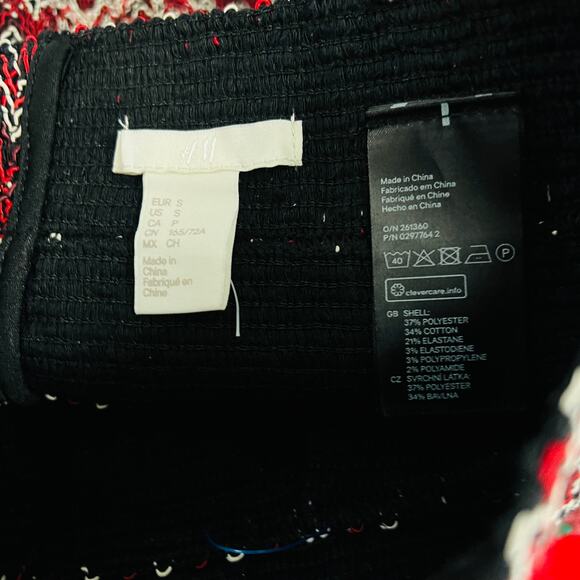 H&M Thick Embroidered Skater Skirt Elastic Waist Red White Black - S - Picture 5 of 5